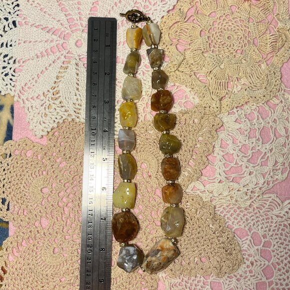 Stone necklace. Toggle clasp. #Handmade. - Picture 4 of 4